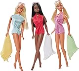 Barbie GTJ86 - Barbie Signature Malibu Barbie und Freunde Neuauflage, Geschenkset mit Barbie-, PJ-...