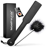 Liebesfreunde® Sex Paddel inkl. Federkitzler, BDSM Peitsche Sex Spielzeug für Paare, SM Flogger,...
