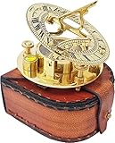 Sonnenuhr-Kompass aus Messing mit aufwendigen Details, kommt in einem exquisiten genarbten Lederetui...