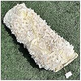 EIN Sonnenschutznetz im Freien mit Löchern, Tarnnetz for den Außenbereich for...